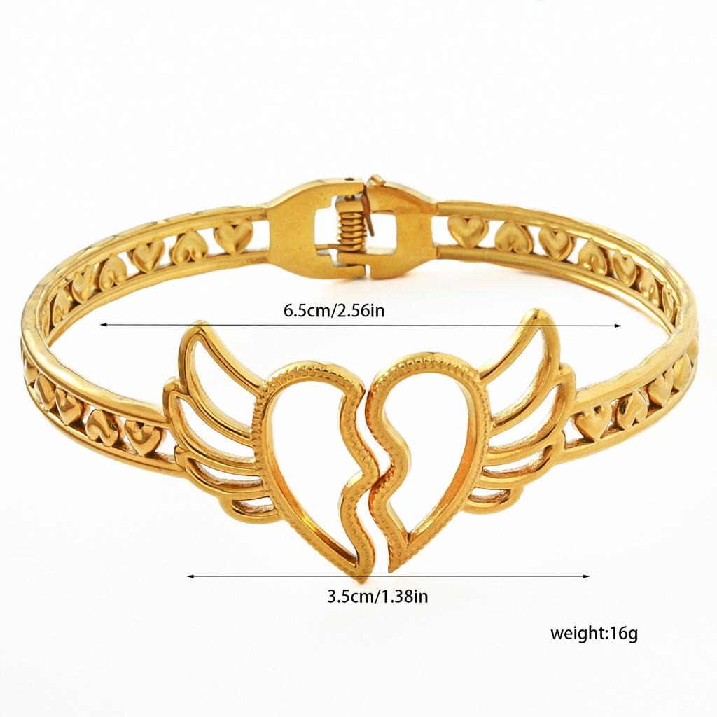 TEMU hot-selling stainless steel bracelet female personality exaggerated irregular heart-shaped butterfly does not fade hand