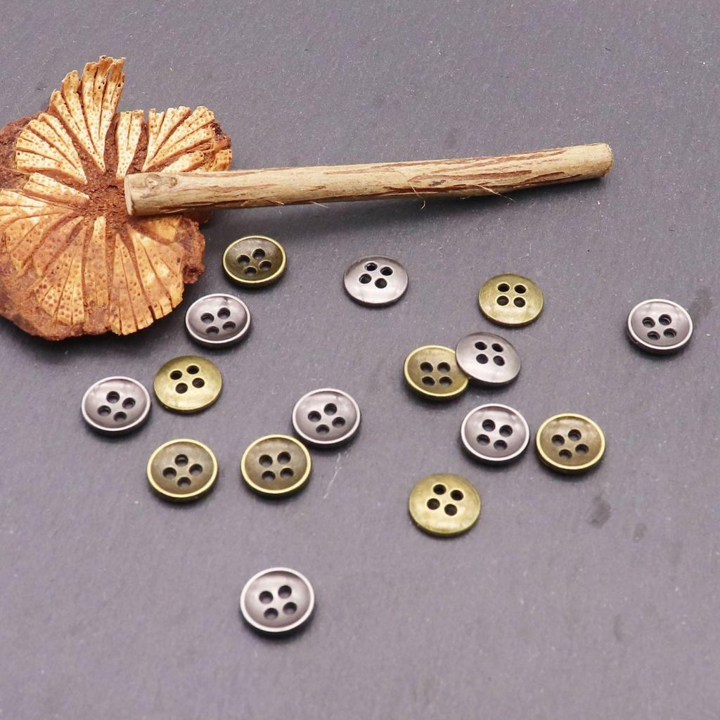 Retro Four-Eye Metal Button Shirt & Suit with Concealed Pocket and Hand-Sewn Round Buttons