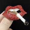 Стильные броши-губы со стразами для женщин Эмалированная фигурка Курящие булавки Друг Мероприятие Вечеринка Новые Подарки Украшения Декор Аксессуары