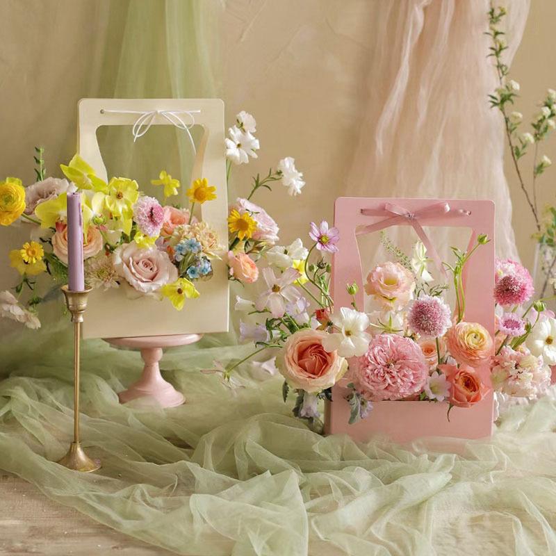 Korean - Style Waterproof Handheld Flower Baskets: Minimalist Handheld Paper Box Flower Baskets for Fresh Flowers Packaging On Qixi Festival