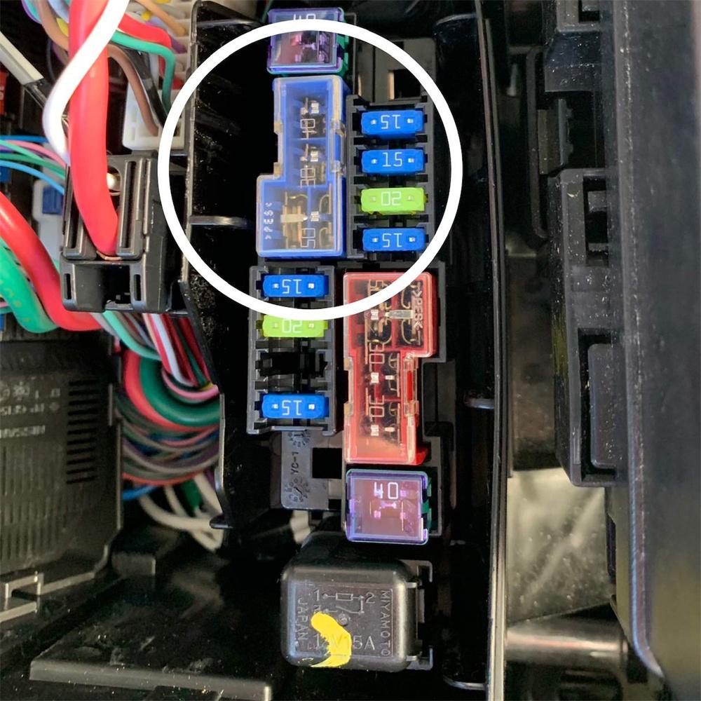 24370-C9907 50/30/40A Плавкий предохранитель для Nissan Titan