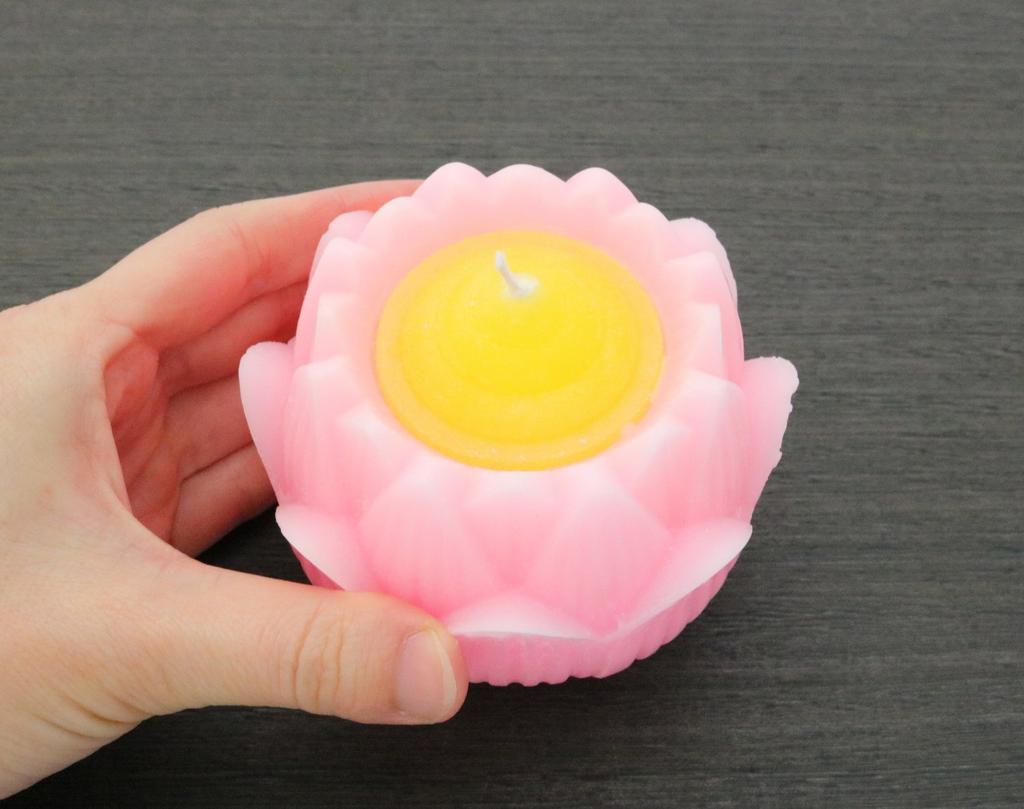 Nihon Candle Lotus Candle (Single Item) Pink