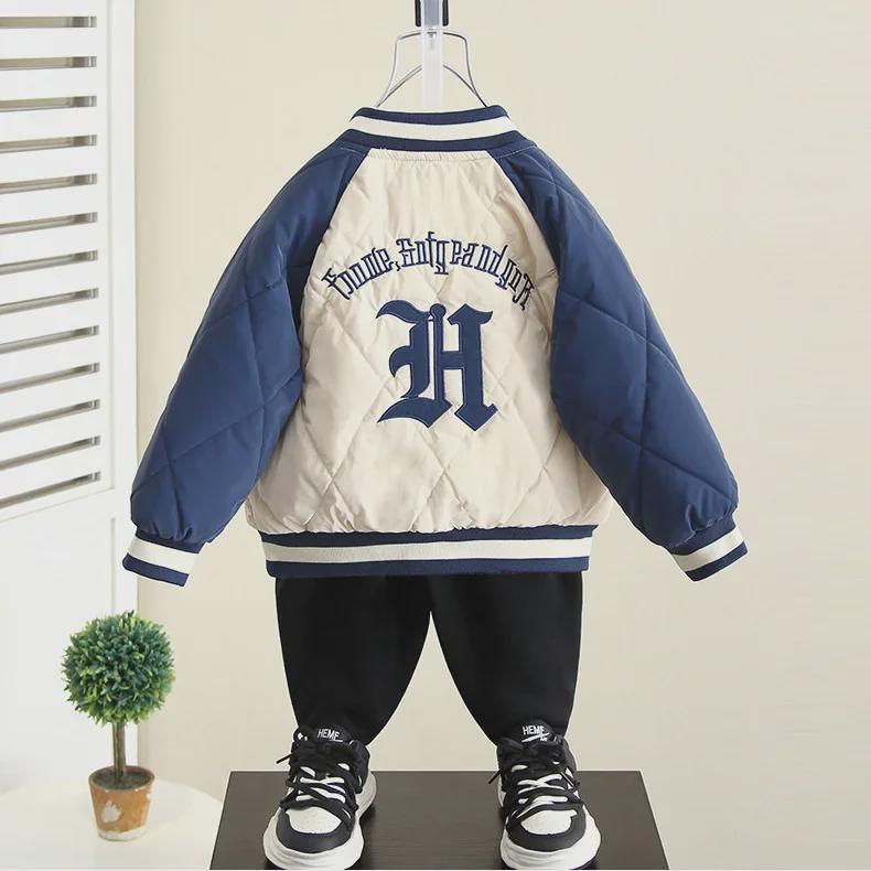 Детская бархатная бейсбольная куртка для мальчиков - Осень/Зима 2025 - Уютный хлопковый топ