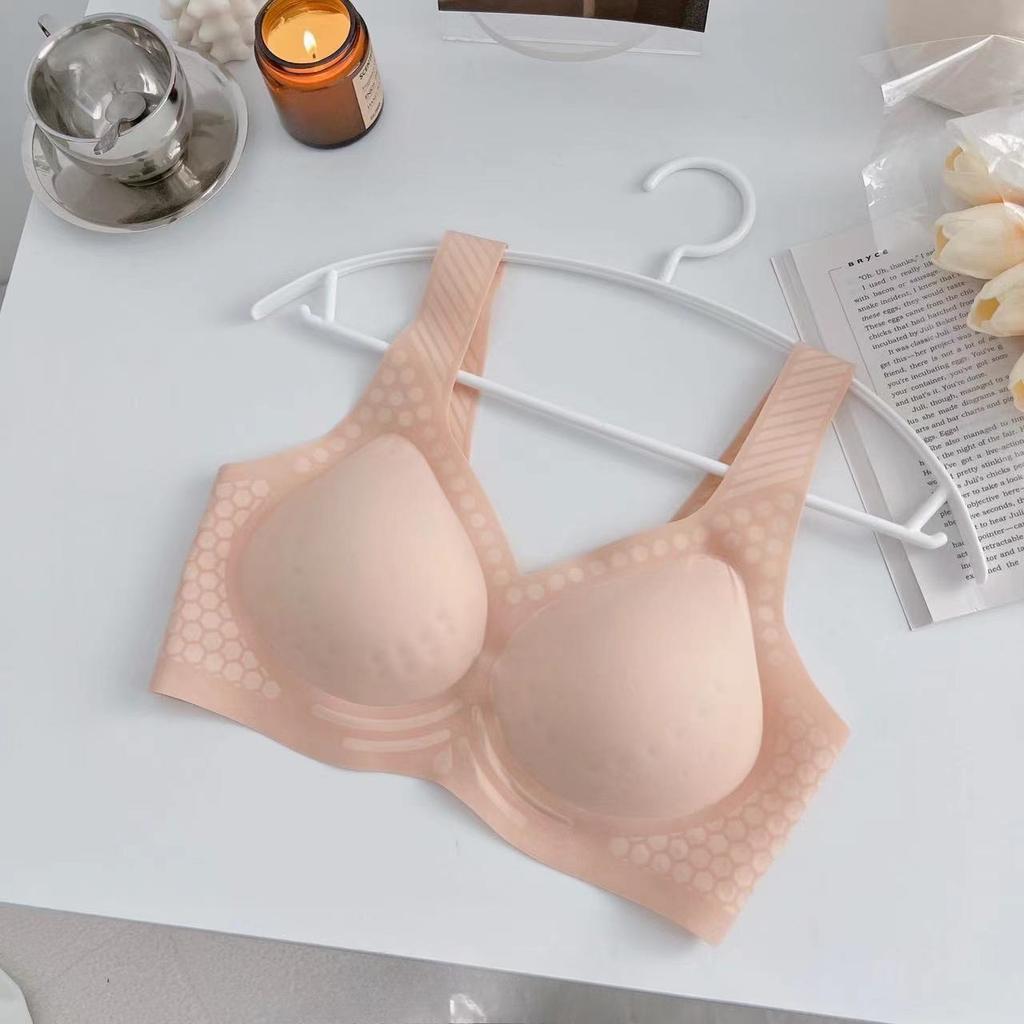 Black Technology Ice Mask Jelly Glue Seamless Underwear Women's Nude Vest Style Breast Enhancement Bra Without Rims