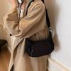 Retro Casual Fashion Sense Bag Women's 2025 New Fashion Shoulder Messenger Bag Niche Design Casual Simple Bag