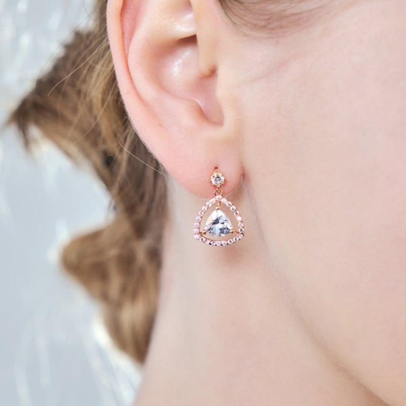 Серьги-подвески 14K Tri Swing от ELLE Jewelry (Позолоченный) ELGPEE449
