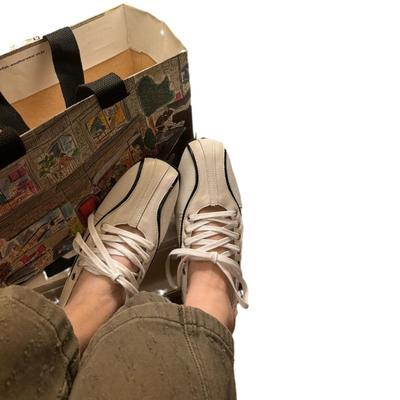 Версия из коровьей кожи~ Кожаные ремешки балетки на мягкой подошве женские туфли на платформе из маленькой кожи повседневные парусиновые маленькие белые туфли кеды