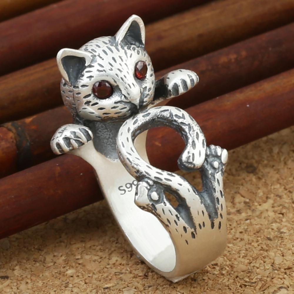 Vintage Silver Cat Ring with Red Eyes Lucky Cat Open Ring Fashion Women Jewelry Boho Style