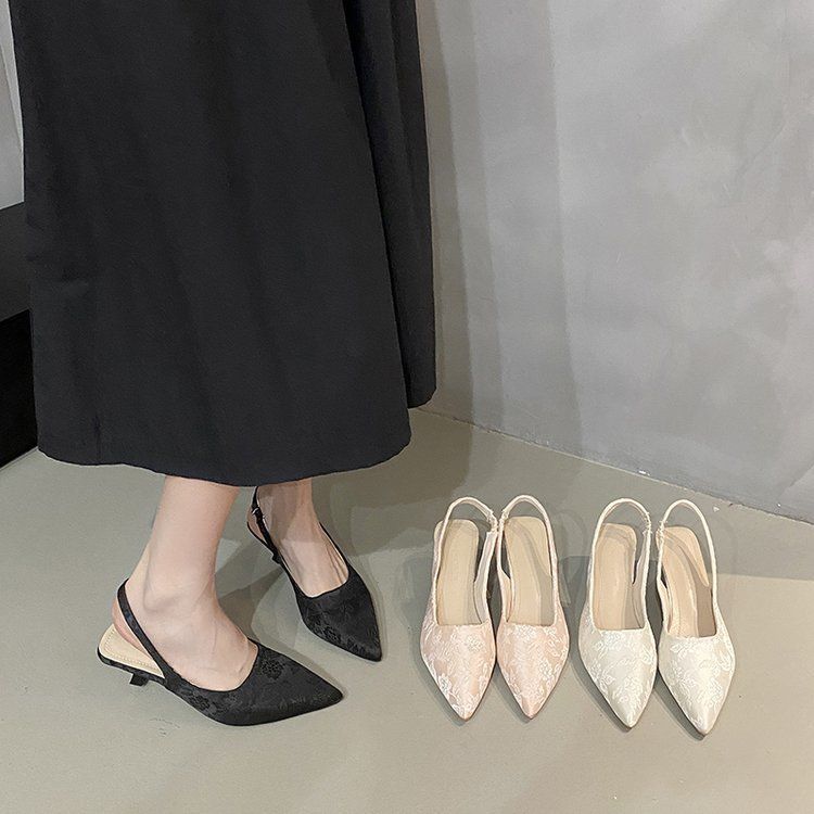 Французские вечерние туфли-лодочки на высоком каблуке в стиле ретро с острым носком, женская обувь 2025, популярные летние новинки, красивые сандалии с закрытым носком в китайском стиле