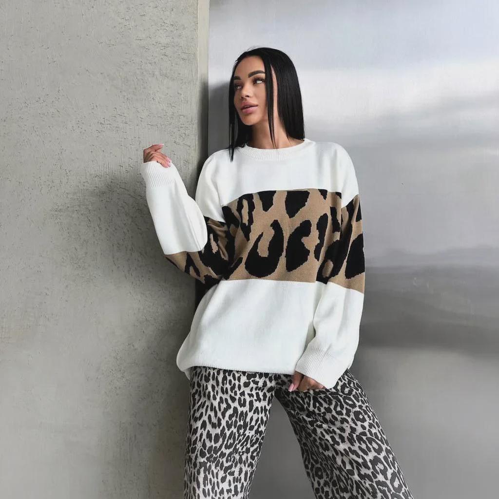 European & American Leopard Print Contrast Sweater - Casual, Loose-Fit, Round Neck Pullover for Women - Perfect for Autumn & Winter.