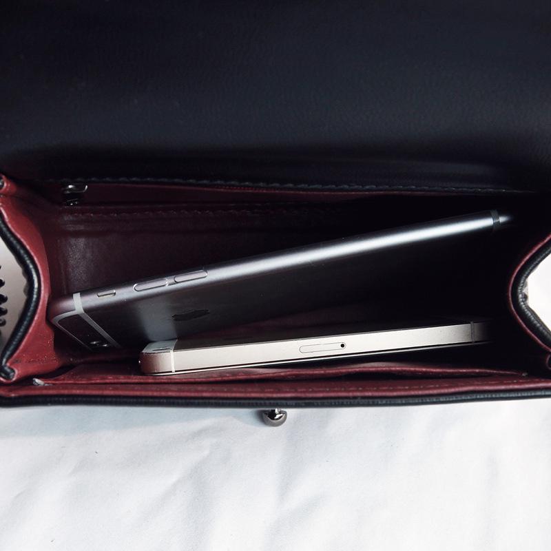 Women Bag Badge Shoulder Bag Messenger Fashion Female Pillow Type Bags