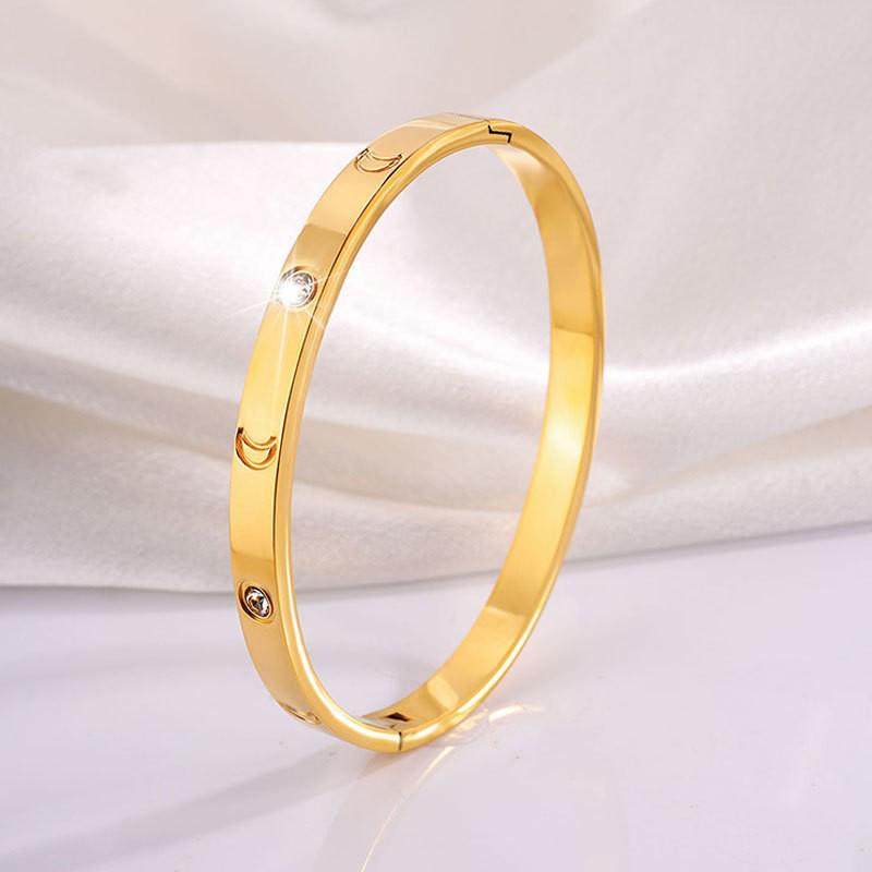 Starry Sky Full Diamond Titanium Steel Bracelet – Versatile, No-Fade Silver Women's Fashion Accessory