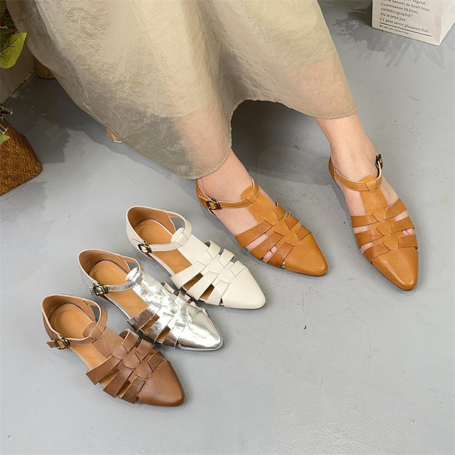GKTINOO Ручная работа Натуральная кожа 2025 Лето Новые Босоножки с острым носком Ретро Полые Пряжка Плетеные Коровья кожа Женская обувь