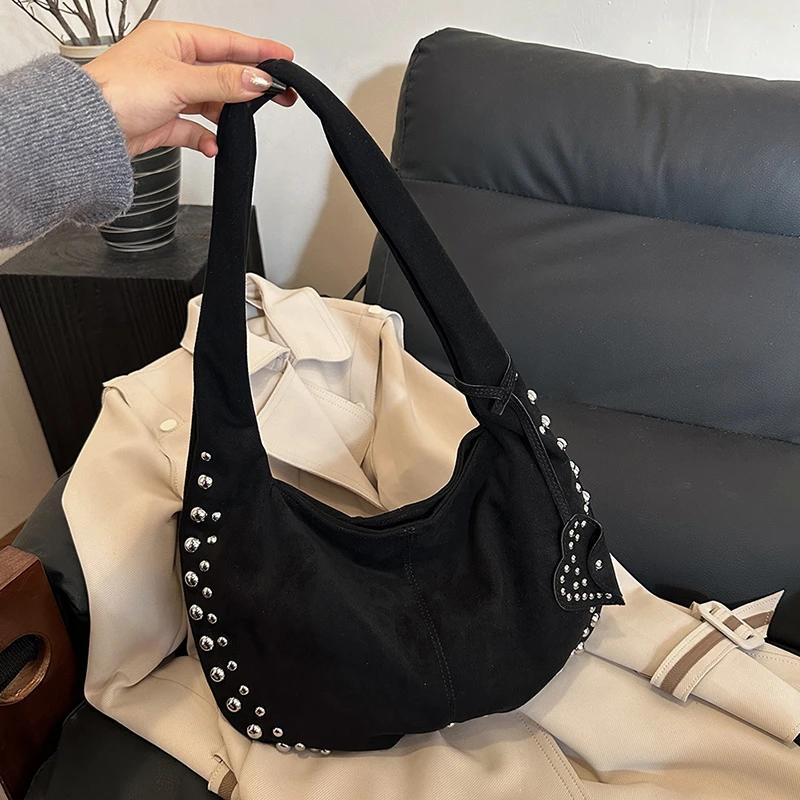 Замшевая ретро-сумка с заклепками для женщин, зимний тренд 2024 года, новый модный дизайн сумок 2020 года, женские сумки-тоут