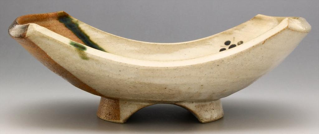 Seto Ware Miyake Oribe Boat-shaped Mukozuke (wooden Box) Yashichida Oribe 015-0009