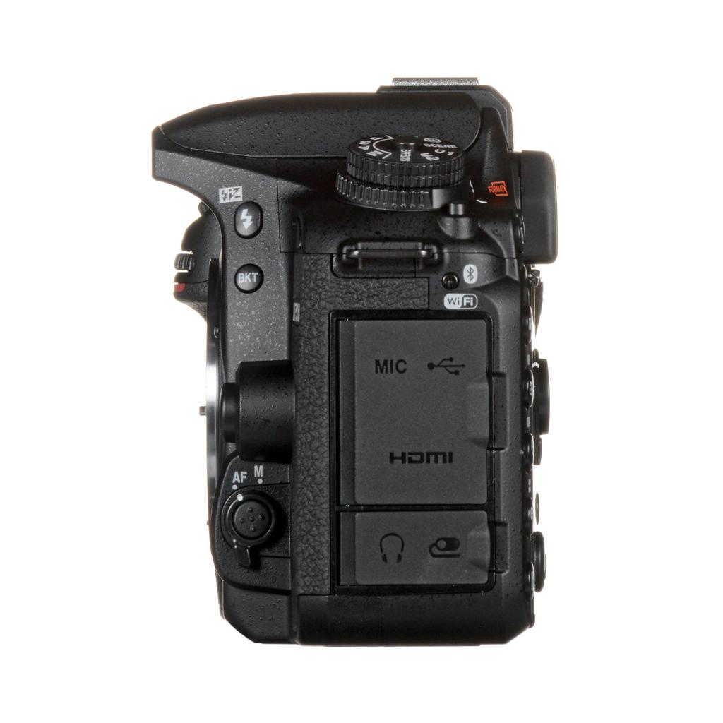 Nikon D7500 DSLR Camera