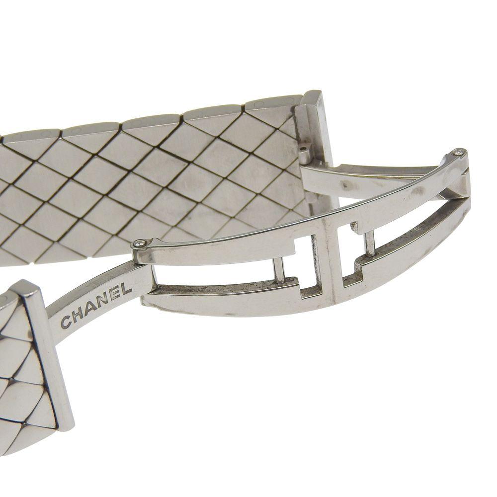 Б/у [CHANEL] Chanel Matelasse H0009 Нержавеющая сталь Кварцевый Аналоговый дисплей Женские Часы с черным циферблатом