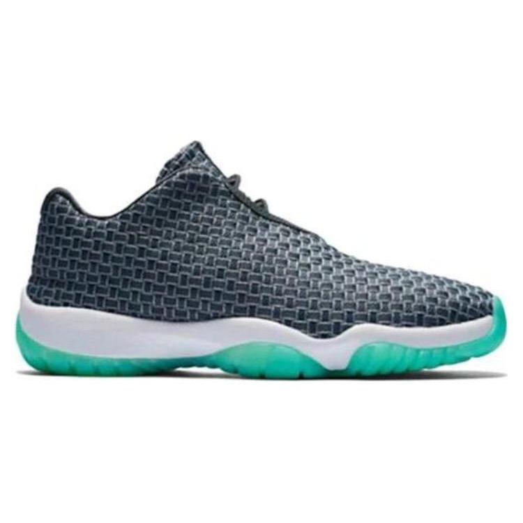 Jordan Future Low GS Wolf Grey 724813-006