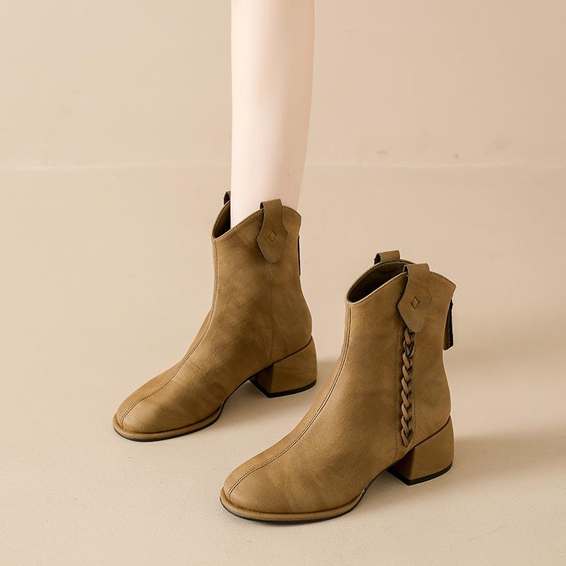 Ретро короткие ботинки с бахромой женские 2025 осень и зима новые матовая кожа толстый каблук ботинки Мартин универсальные задняя молния высокий каблук короткие ботинки