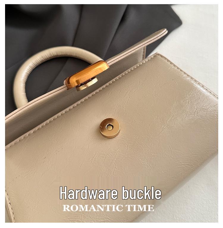 Трендовая женская маленькая квадратная сумка на одно плечо и через плечо 2025: Модная сумка для поездок на работу