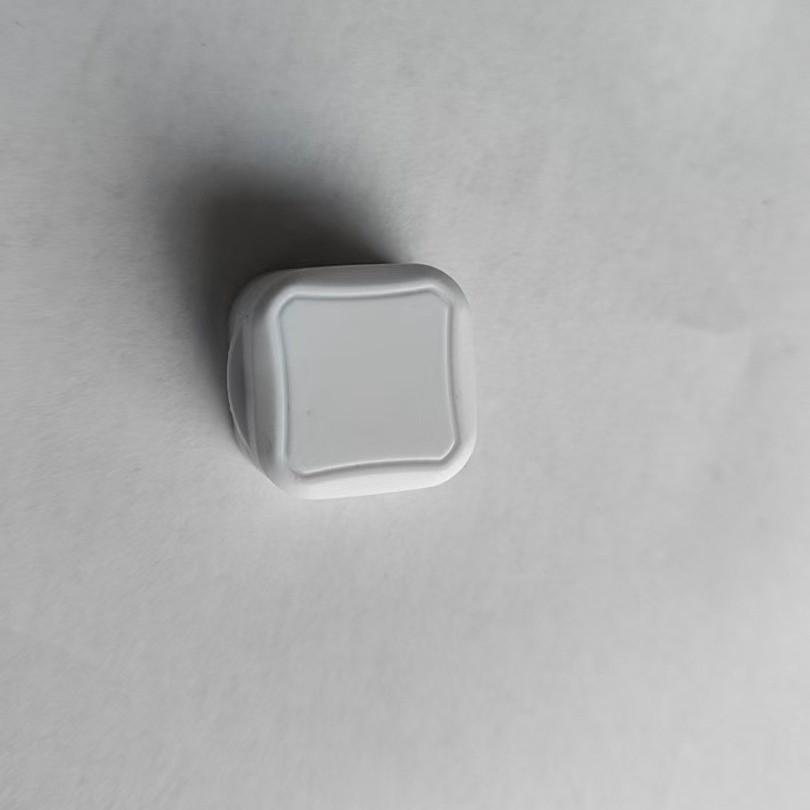 Бесследный магнитный органайзер для кабелей для рабочего стола - Крючок без пробивки для зарядных кабелей для мобильных устройств