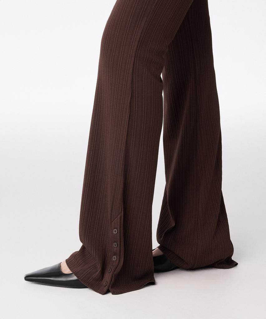 MUSINSA STANDARD WOMAN Women'S Vertical Texture Side Button Jersey Pants [Dark Brown]
