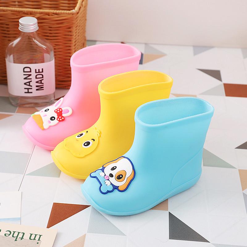 Детские нескользящие водонепроницаемые резиновые сапоги