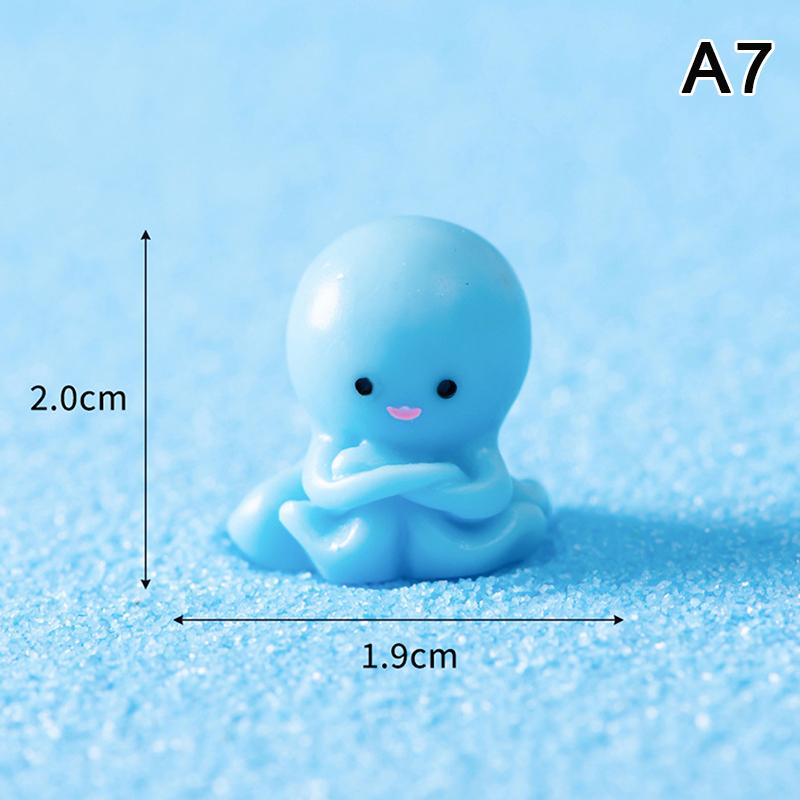 Mini Ocean Figurine Resin Ornaments Cute Marine Life Sea Animals Tiny Statue Aquarium Home Desktop Micro Landscape Decor