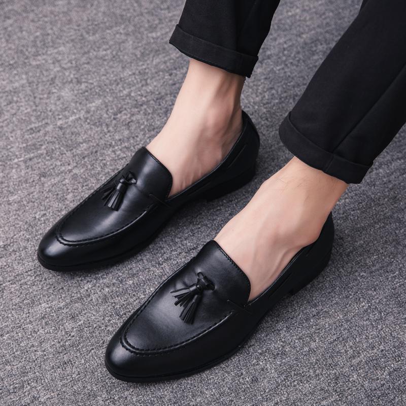 Zapatos Para Hombre Мужская социальная обувь Осенние мужские туфли из кожи Модная мужская обувь на плоской подошве Итальянские деловые повседневные мокасины