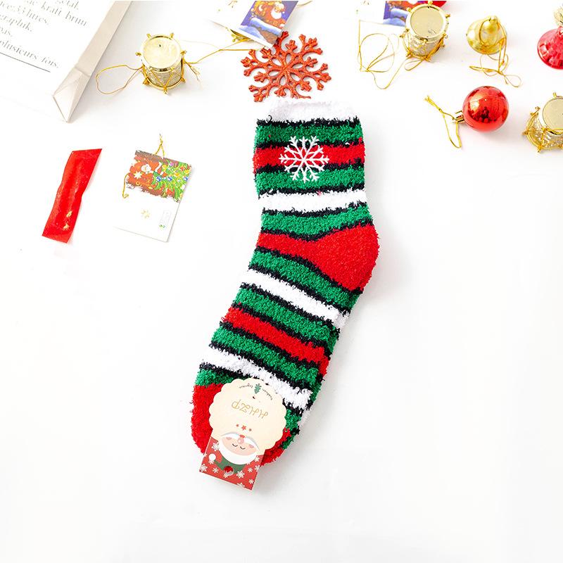 Уютные рождественские носки из кораллового флиса - Полосатые и в горошек, Японский/Корейский стиль, На велюровой подкладке, Утепленные для зимней домашней носки