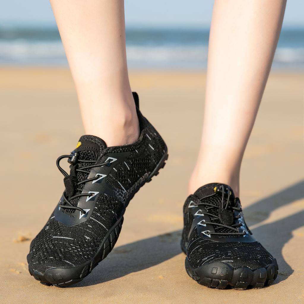 New Wide Barefoot Shoes for Men Outdoor Trail Running Minimalist Beach Walking Shoes Lightweight and Breathable Hiking Sneakers