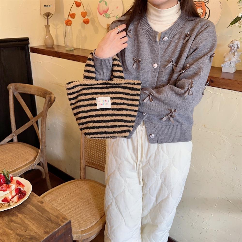 Зимняя мода 2023 Женская плюшевая сумка-тоут в горошек - Милая и стильная для работы или поездок