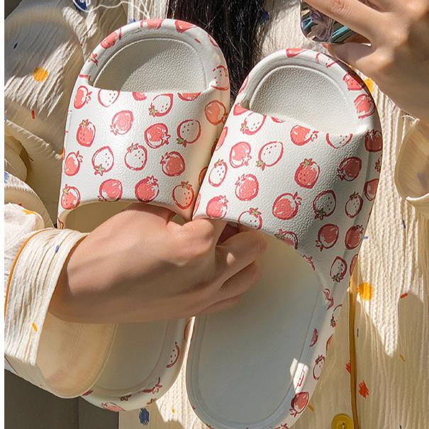 New Summer Internet Famous Men's and Women's Indoor Home Cool Slippers for Outdoor Wear, Summer One-piece Slippers for Cooldown