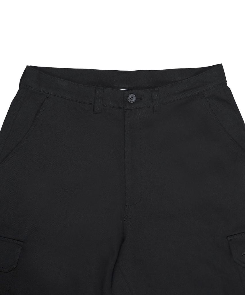 MINIMALPAIR Cargo Bermuda Shorts Black