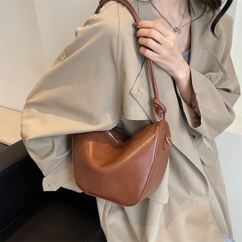Ielgy Large-Capacity Casual High-End Sense One-Shoulder Messenger Bag La