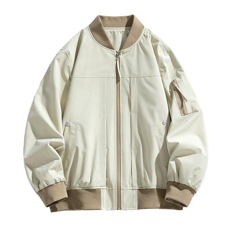 Куртки, утолщенные куртки, тренчи