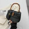 Niche Design Women's Bag, Premium Texture, Crocodile Pattern, Bamboo Handbag, Sweet Solid Color, Saddle Bag, Messenger Bag, Commuting.