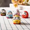 Миниатюрный пейзаж Домашнее украшение DIY аксессуары Подарки Мультяшная керамическая кукла Дарума Поделки Талисман удачи Украшение на счастье