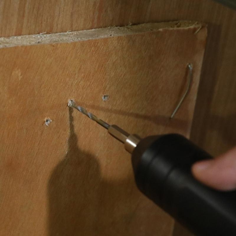 Беспроводная электрическая отвертка Портативный комплект отверток с зарядкой USB C со светодиодной рабочей подсветкой для ремонта бытовой техники