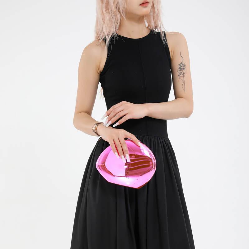 Personalized acrylic bag 2025 new European and American fashion glossy metal goose egg box bag women's messenger bag