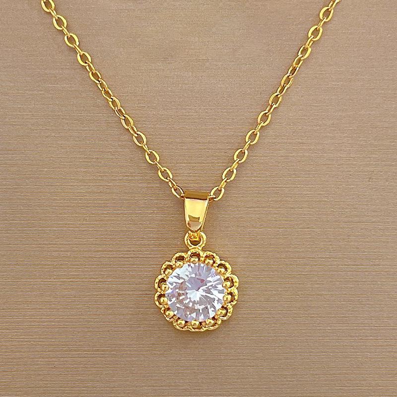 Light Luxury Temperament Real Gold Gorgeous Empty Zircon Necklace Female Versatile Clavicle Chain Titanium Steel Chain
