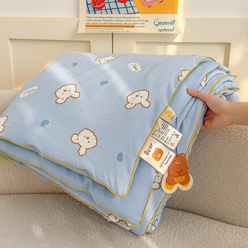 Washable Cotton Double Gauze Cartoon Summer Quilt for Mother and Baby - Soft, Fresh, and Thin Air Conditioning Blanket