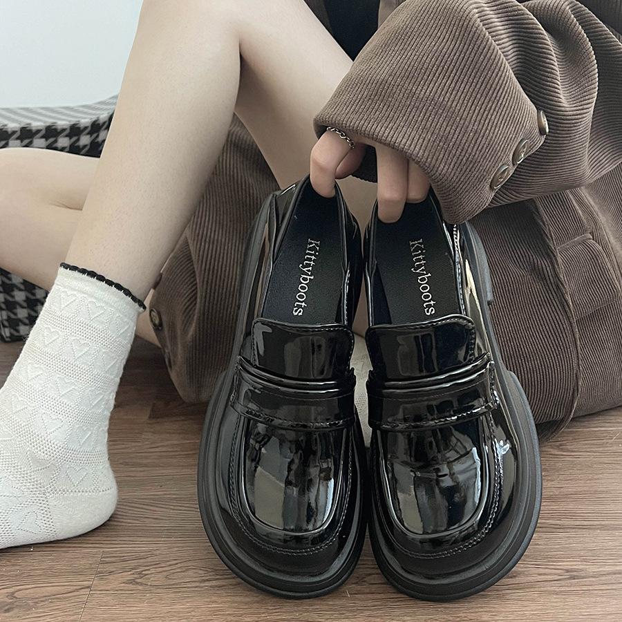 Женские мокасины Queen Fan French на платформе, новые осенне-зимние универсальные туфли на толстом каблуке в ретро-британском стиле, маленькие кожаные туфли