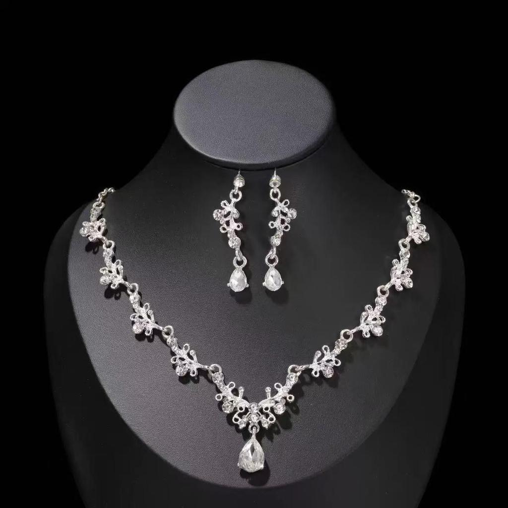 Элегантный межконтинентальный свадебный набор из страз: колье и серьги