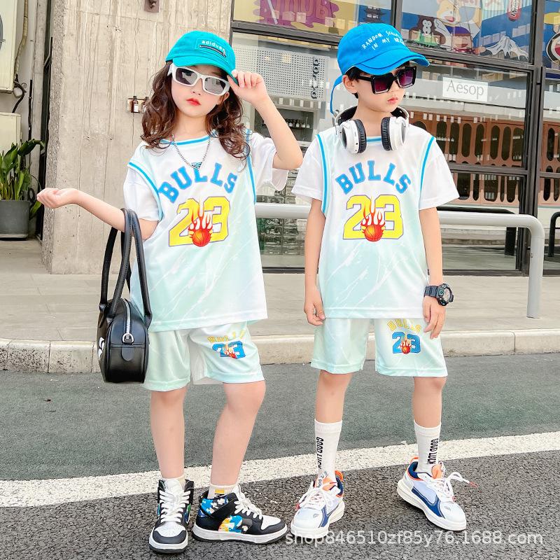 Wholesale of children's basketball clothes for boys and girls Printed kindergarten primary school students No. 24 jersey Light board performance