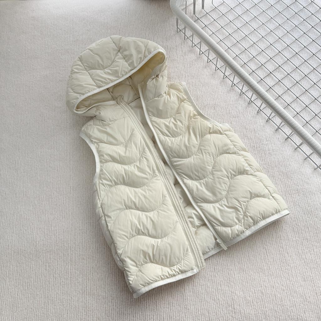 Korean hooded children's down vest super light duck down medium and older children and girls wearing hats down jacket vest