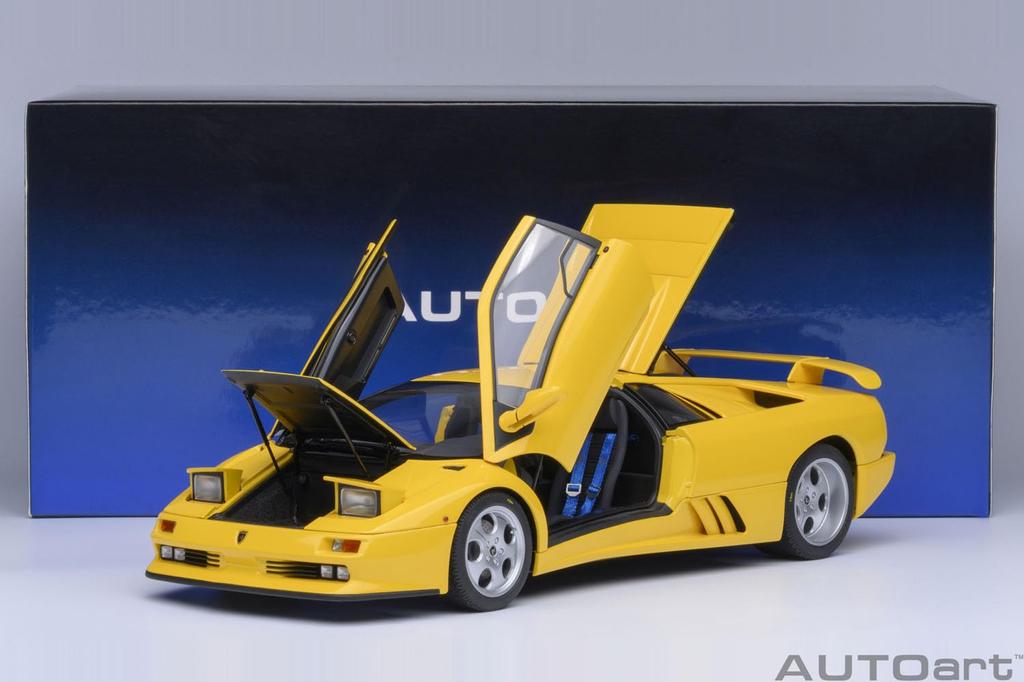 AUTOart Lamborghini Diablo SE30 Jota Yellow Готовый продукт 1/18