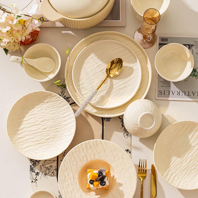 Mod Lanka Ceramic Dinnerware Set