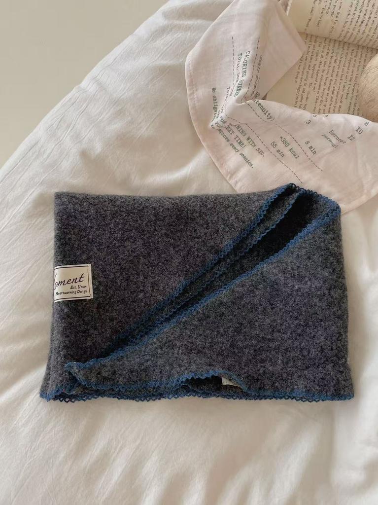 Korean simple hook edge scarf women's autumn and winter retro warm scarf versatile soft waxy atmosphere shawl triangle scarf