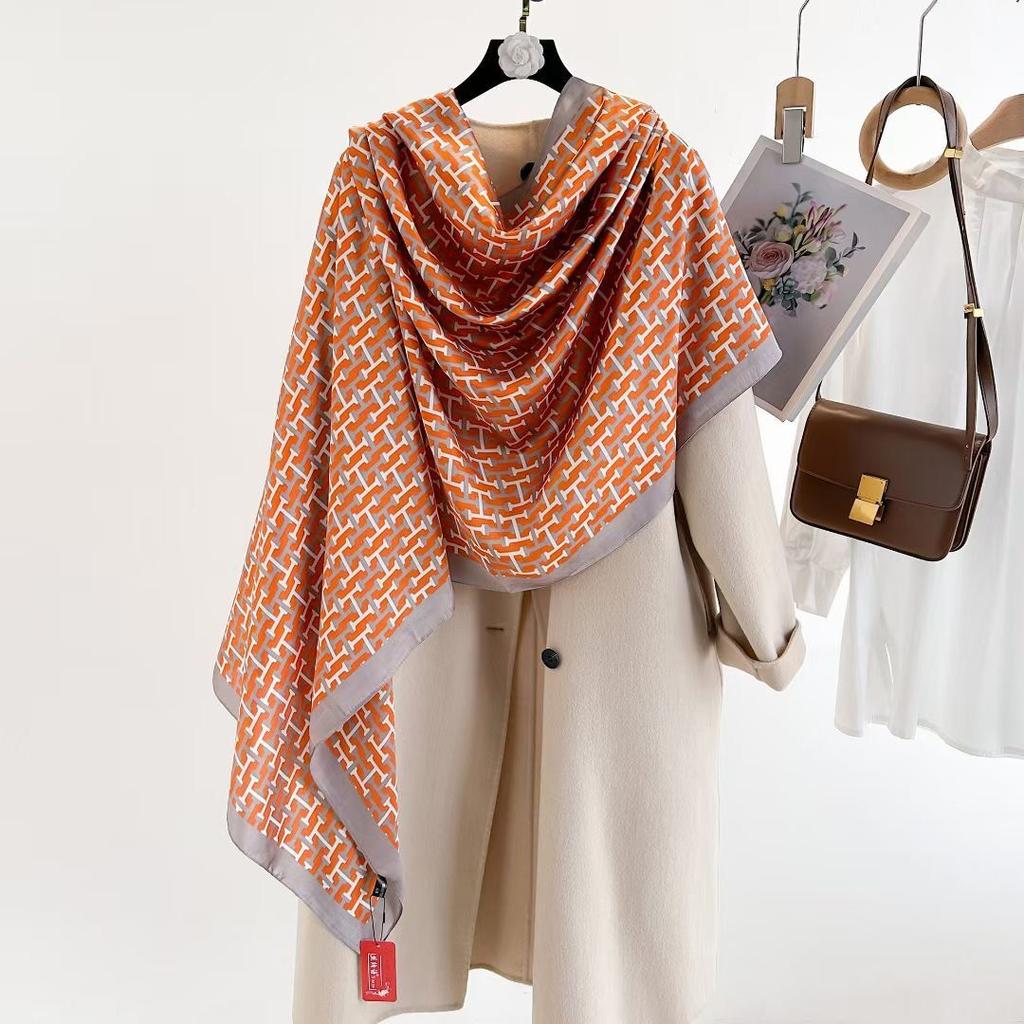 Hangzhou Silk Silk Scarf Autumn and Winter Shawl Two-purpose Thin Style Versatile Fashion New High-end High-end Exterior Matching